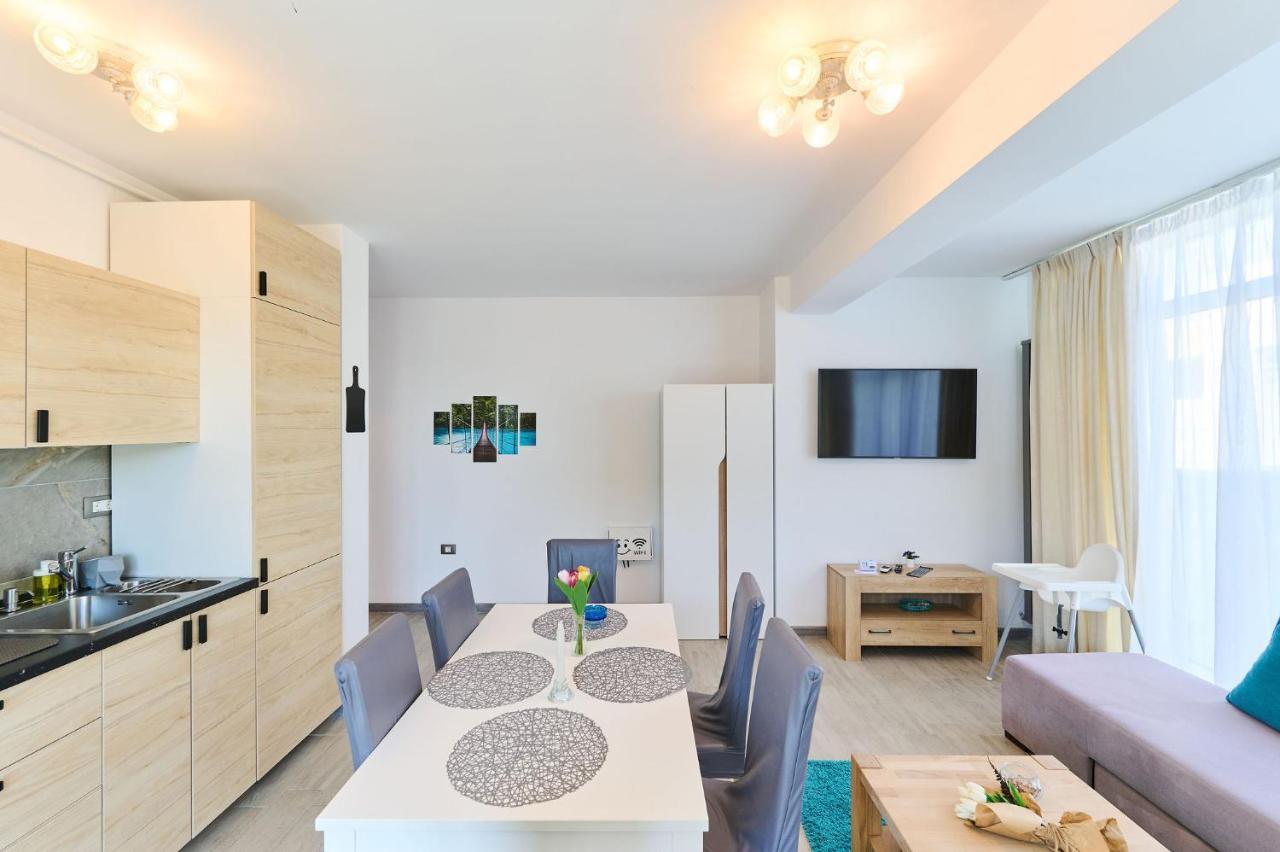 Cermar Apartment- Spa N Pool Beach Resort- Parking Mamaia Exteriér fotografie